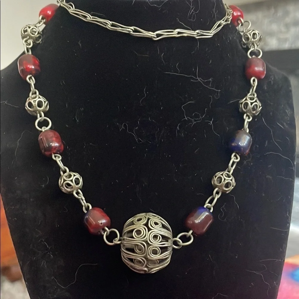 Vintage filegree silvertone  Red Beaded Necklace